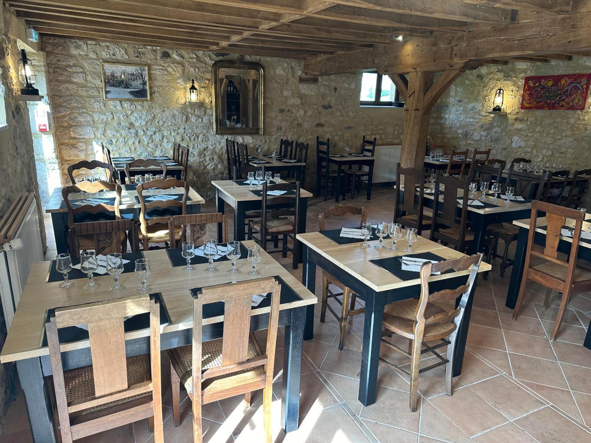 Bed and Breakfast La Ferme De Maraval Cenac-et-Saint-Julien Екстер'єр фото